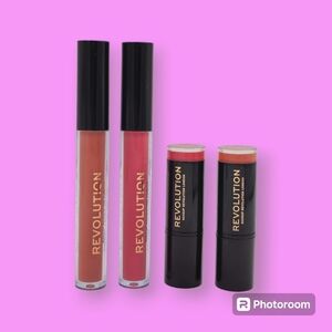 Makeup Revolution Cupid & Adore Lipstick & Lipgloss Set
